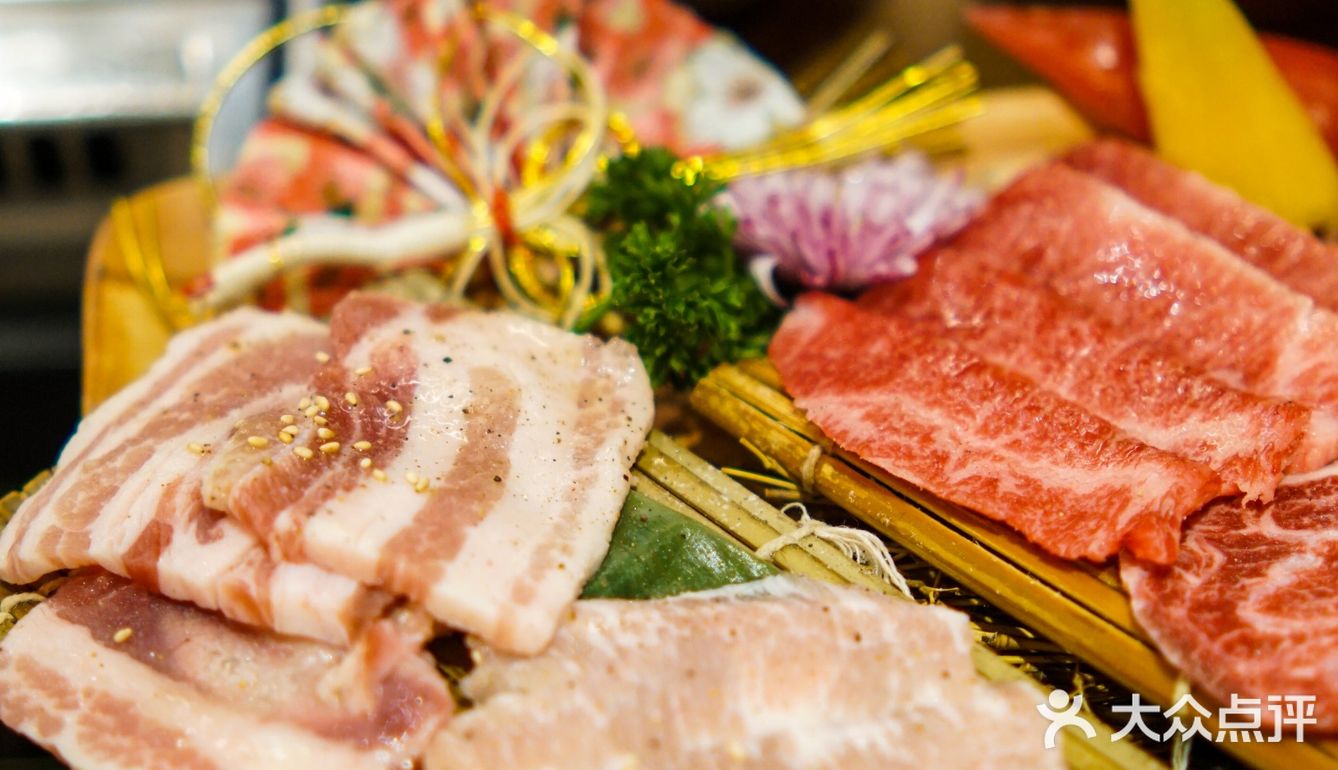 这么霸气的牛舌真的把我吸引到了