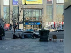 -BIGOFFS 超级折扣(仁恒伊势丹店)