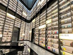 -上海虹桥中心爱琴海亚朵S酒店
