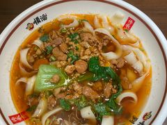 -顺溜·手工刀削面·黑金店(铜锣湾店)