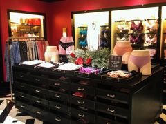 -Victoria's Secret(杭州湖滨银泰in77店)