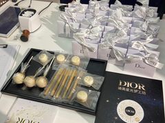 -Dior迪奥(上海世茂广场店)