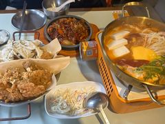 炸鸡一半一半-富乐满韩国正宗炸鸡韩国料理(虹泉路店)