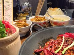 -萍姐火锅·公路夜市(武汉首店)