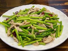 -乡土特色.冷锅鱼.牦牛肉汤锅