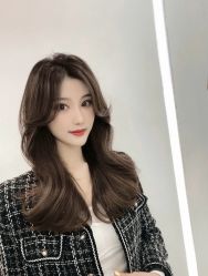 -变画·发型STUDIO