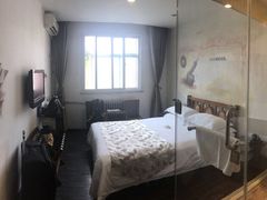 大床房-时光漫步酒店(北京雍和宫南锣鼓巷后海店)