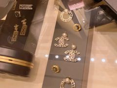 -Chanel(德基广场店)