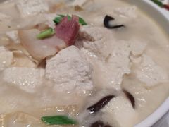 悦融榛蘑鸡汁老豆腐-悦融琥珀·京鲁菜·海味珍品(西单店)