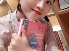 -新华文创·光的空间