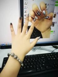 -纤指百魅美甲美睫