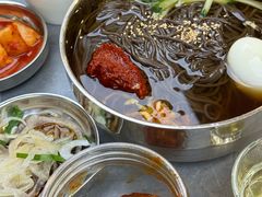 -艺林烤肉城(光明店)