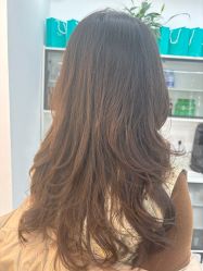 -V7 HAIR SALON