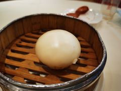 香喷喷流沙包-凤凰楼酒家·粤宴点心(华强北店)