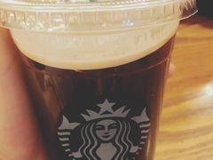 -星巴克臻选(郑州中原万达店)