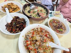 -笨罗卜浏阳菜馆(龙华鹏润达店)