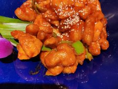 清迈菠萝咕噜肉-觅山云南菜(泊富ICITY店)