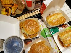 -肯德基(新地中央店)