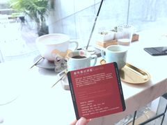 -UNI UNI(环亚凯瑟琳店)