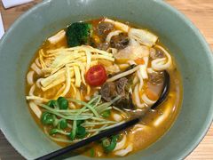 特制雪菜牛腩面-陳八两面家(滨江天街店)