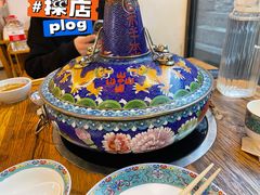 -毛辣果·贵州红酸汤牛肉火锅(西单店)