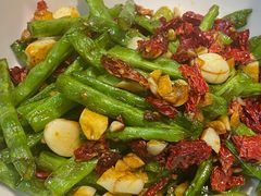 干煸四季豆-张氏父子常德肠子馆(贺龙店)
