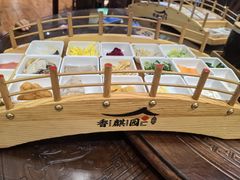 -香麒园·过桥米线·南湖雅宴