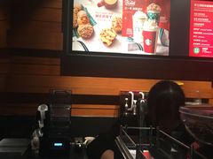 -星巴克(开封万达广场店)