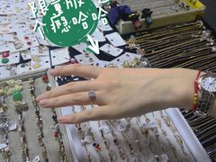 -吴山路夜市