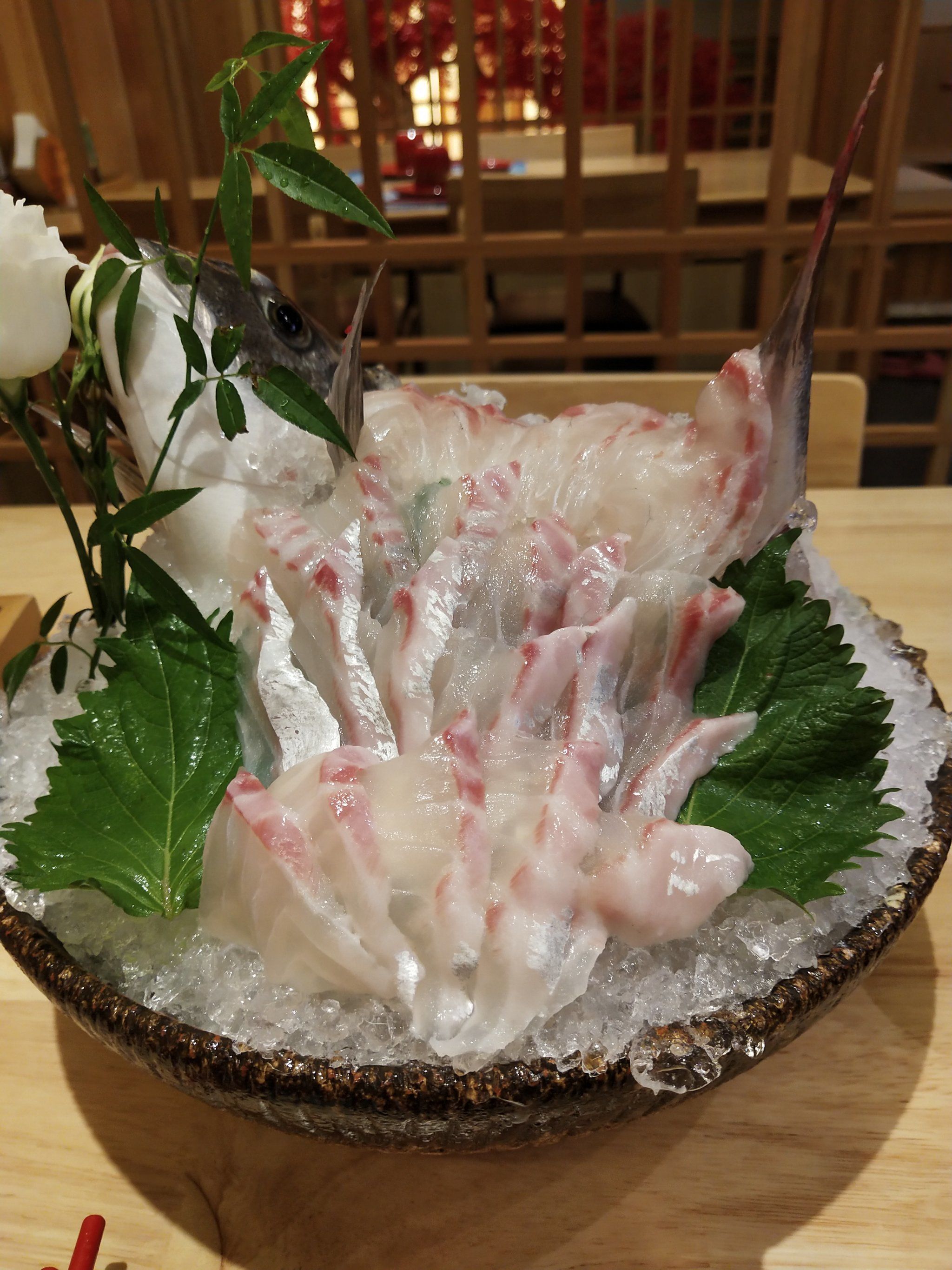 生鱼片色香味