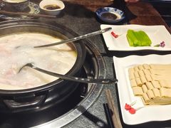 -大匠工房古船木艺术餐厅·猪肚鸡专门店(长白仙岛店)