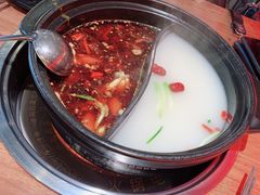-串门邻居串串火锅(云南南路店)