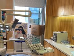 -上海仁爱医院口腔科 · 种植