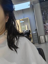 -苑苑发型设计