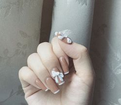 -花岐款式专研健康美甲沙龙