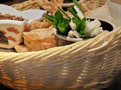 -鲁菜根·泰安菜(万达店)