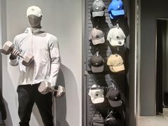 -迪桑特DESCENTE(青岛山东路万象城店)