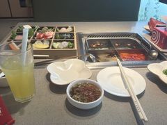 -海底捞火锅(新松江路店)