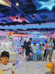 -LuckyStar幸运星家庭娱乐中心(东莞国贸店)