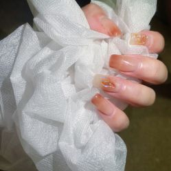 -尤米一站式美甲美睫
