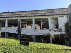 -四川汶川特大地震漩口中学遗址