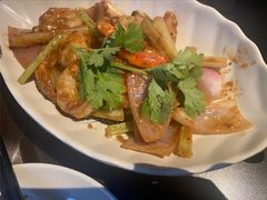 -大头虾越式风味餐厅(光明广场店)