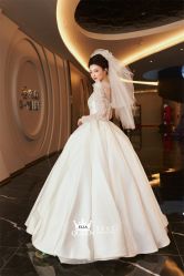 点击看大图 -艾拉·女王婚纱礼服馆