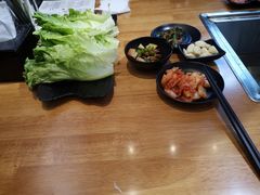 -肉甲韩国木炭烤肉(新壹街1店)
