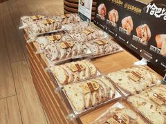 -七鲜超市(瑞虹天地太阳宫店)
