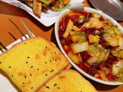 -六福烧烤酒馆(秦隆步行街店)