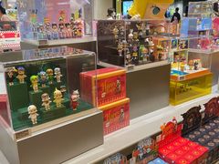 -泡泡玛特POPMART(蓝色港湾店)