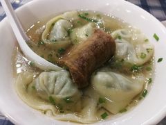 -潘国仙耳光馄饨(黄家阙路店)