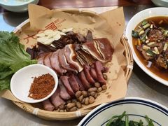 -六合居·明厨亮灶餐厅(成双大道店)