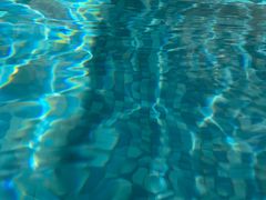 -七彩阳光游泳俱乐部(江北远洲店)